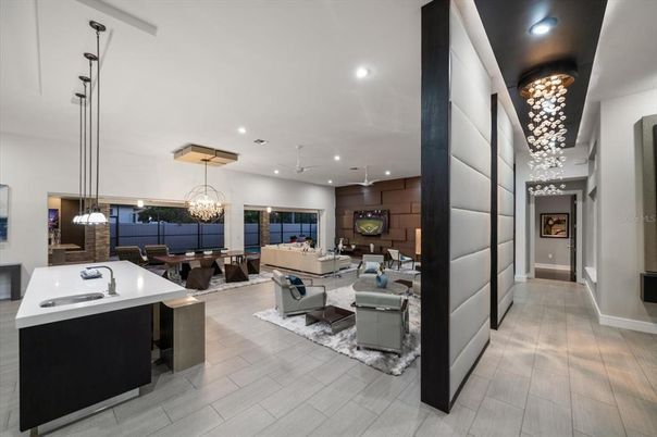 Chandelier, Dining room, Interior, Living room, Pendant Lights, Recessed Lighting, Wood Texture Flooring