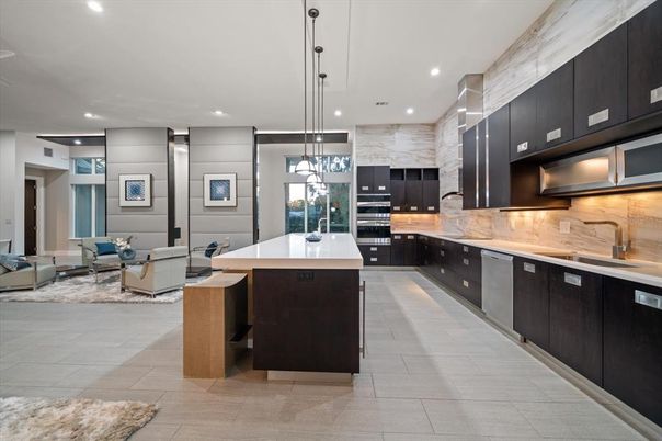 Interior, Kitchen, Living room, Pendant Lights, Recessed Lighting, Stainless Steel Appliances