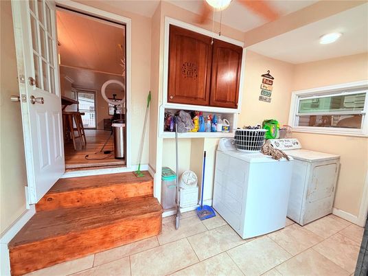 Interior, Recessed Lighting, Washer