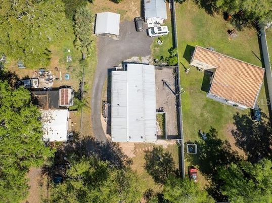 Exterior, Drone