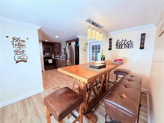 Dining room, Interior, Kitchen, Pendant Lights, Recessed Lighting, Wood Texture Flooring
