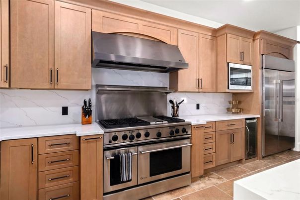 Interior, Kitchen, Stainless Steel Appliances