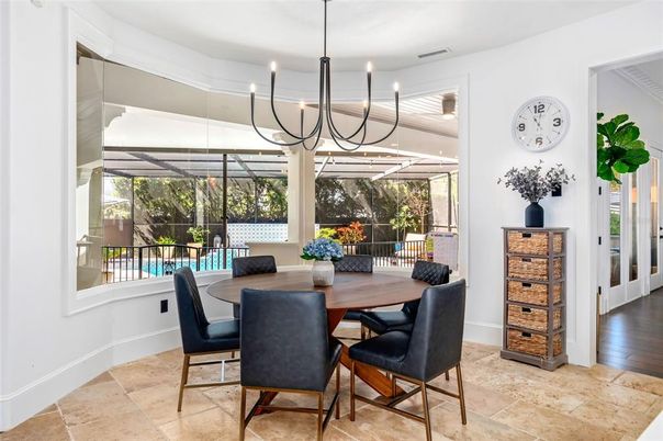 Chandelier, Dining room, Interior