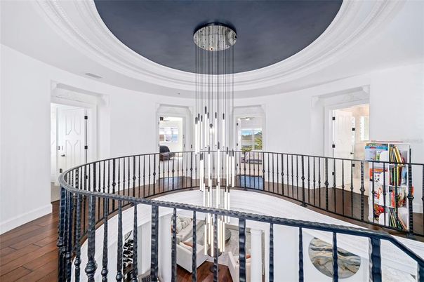 Interior, Pendant Lights, Wood Texture Flooring