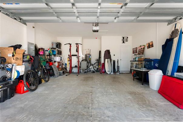 Garage, Interior