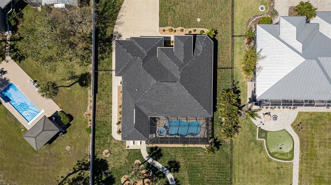 Exterior, Drone