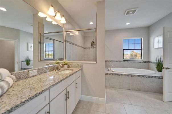 Bathroom, Dual Sink Vanities, Interior, Recessed Lighting