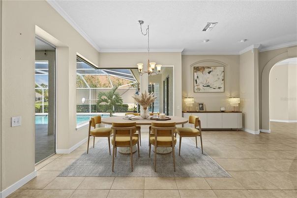 Chandelier, Dining room, Interior