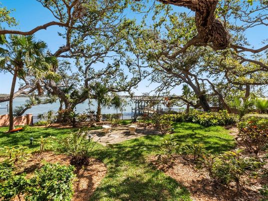 Backyard, Exterior, Lake