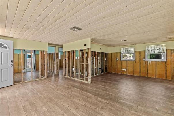 Empty room, Interior, Recessed Lighting, Wooden Ceilings, Wood Texture Flooring, Wooden Walls