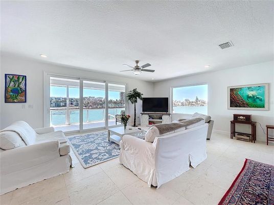Interior, Living room, Recessed Lighting, Water