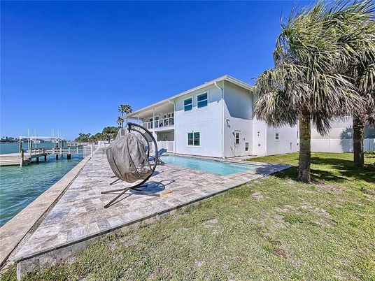 Backyard, Exterior, Lake