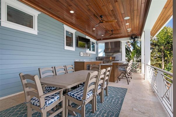 Dining room, Exterior, Recessed Lighting, Wooden Ceilings