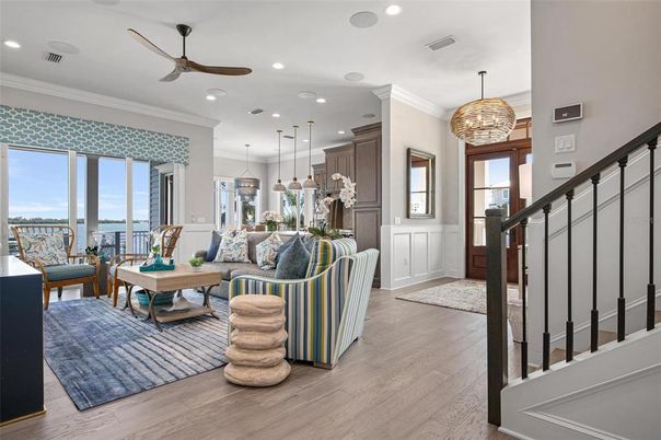Chandelier, Interior, Kitchen, Living room, Pendant Lights, Recessed Lighting, Wood Texture Flooring