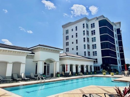 Exterior, Pool