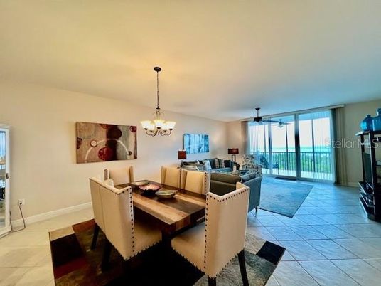 Chandelier, Dining room, Interior, Living room