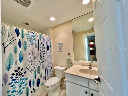 Bathroom, Interior, Recessed Lighting