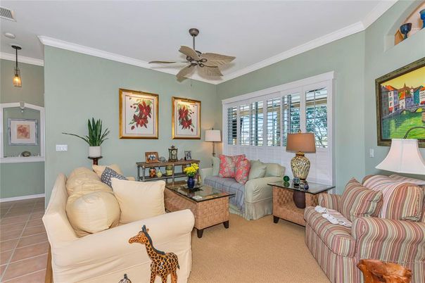 Interior, Living room, Pendant Lights