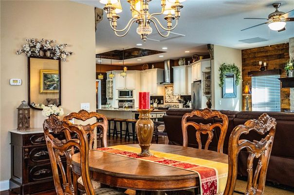 Chandelier, Dining room, Interior, Kitchen, Recessed Lighting, Stainless Steel Appliances