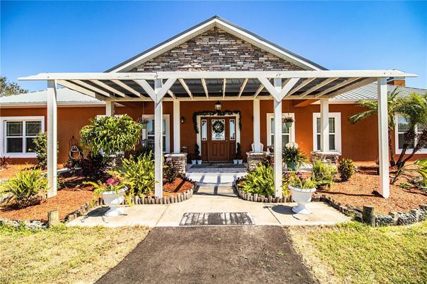 Exterior, Facade, American Craftsman