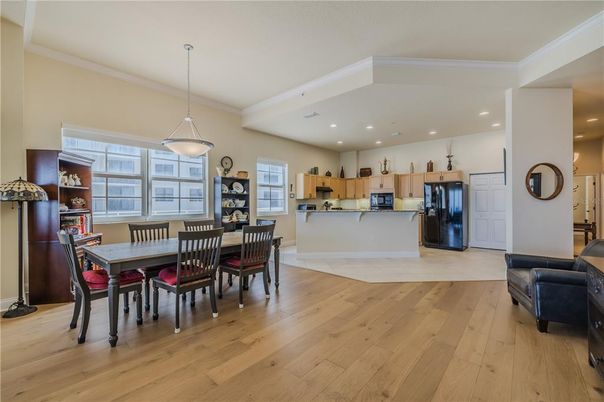 Dining room, Interior, Kitchen, Pendant Lights, Recessed Lighting, Wood Texture Flooring
