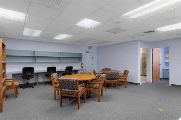 Dining room, Interior, Recessed Lighting
