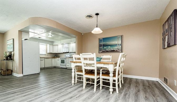 Dining room, Interior, Kitchen, Pendant Lights, Wood Texture Flooring