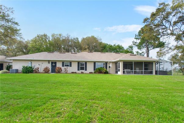 Backyard, Exterior, Facade, Ranch
