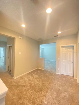 Empty room, Interior, Recessed Lighting