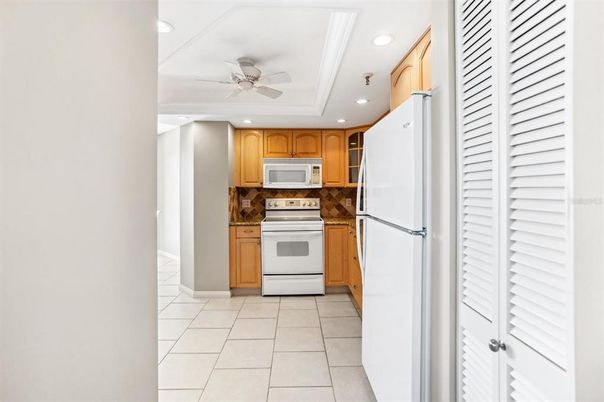 Interior, Kitchen, Recessed Lighting