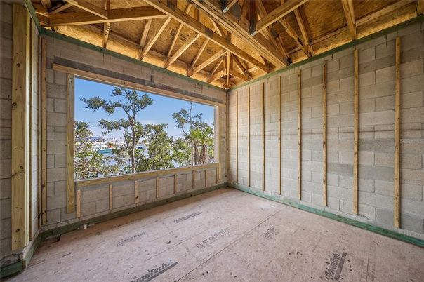 Empty room, Interior, Wooden Beams, Wooden Ceilings