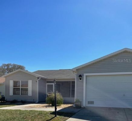 Attached, Exterior, Facade, Ranch