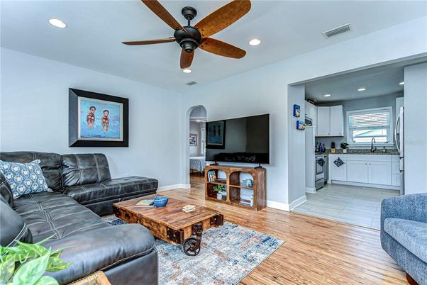 Interior, Kitchen, Living room, Recessed Lighting, Wood Texture Flooring