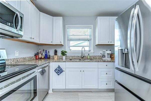 Interior, Kitchen, Stainless Steel Appliances