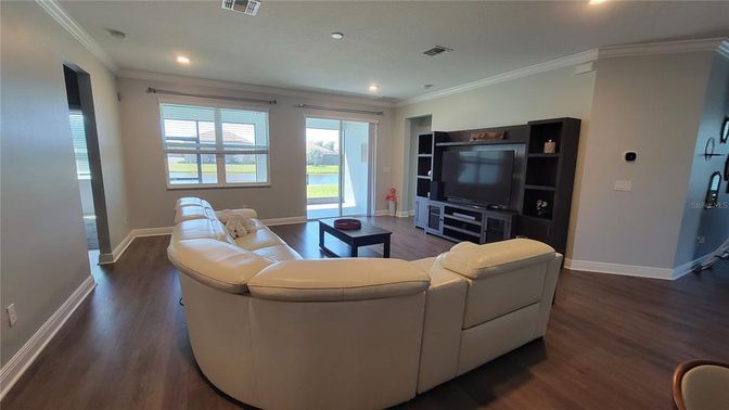 Interior, Living room, Recessed Lighting, Wood Texture Flooring