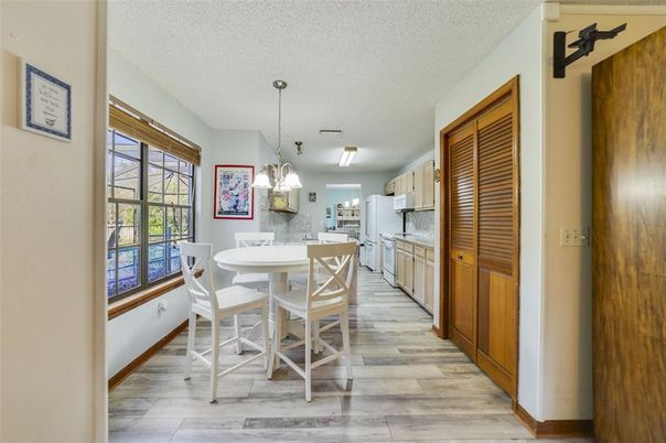 Chandelier, Dining room, Interior, Kitchen, Pendant Lights, Wood Texture Flooring