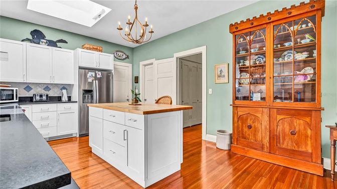 Chandelier, Interior, Kitchen, Stainless Steel Appliances, Wood Texture Flooring