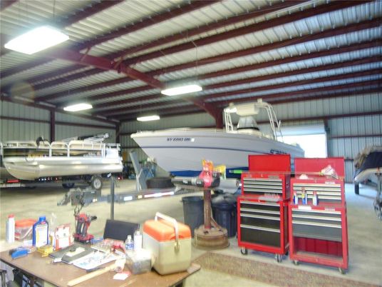 Garage, Interior