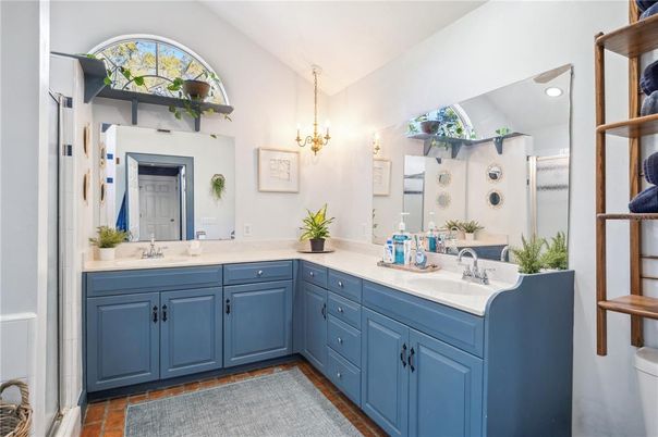 Bathroom, Dual Sink Vanities, Interior, Pendant Lights