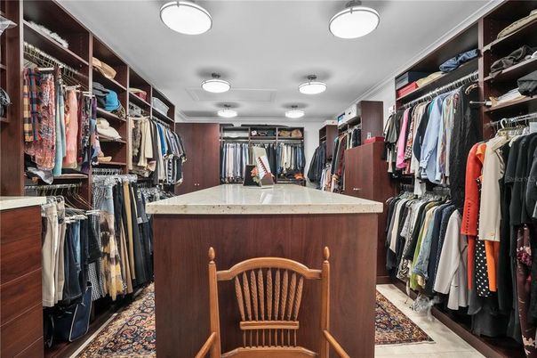 Interior, Walk-in Closets