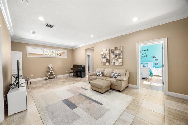 Interior, Piano, Recessed Lighting