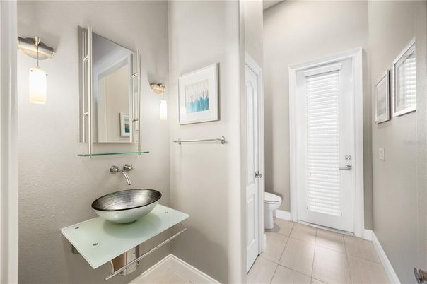 Bathroom, Interior, Pendant Lights