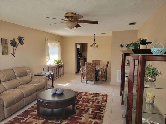 Dining room, Interior, Living room, Pendant Lights