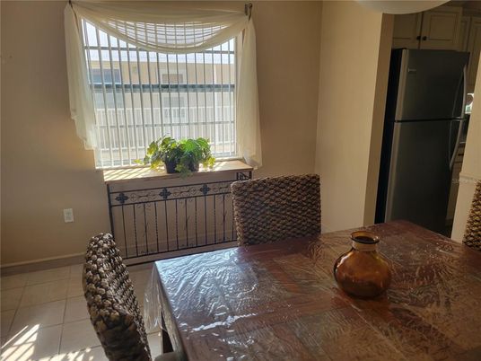 Dining room, Interior