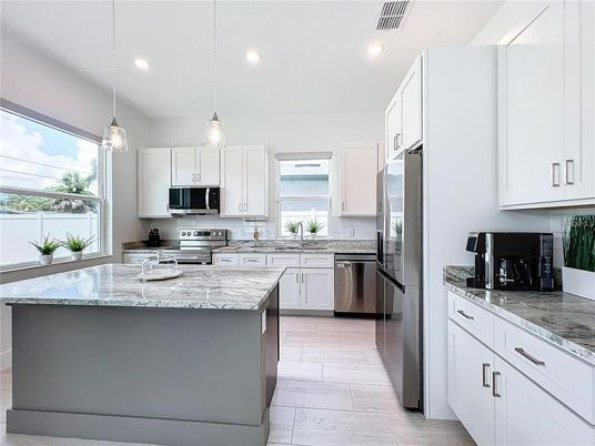 Interior, Kitchen, Pendant Lights, Recessed Lighting, Stainless Steel Appliances