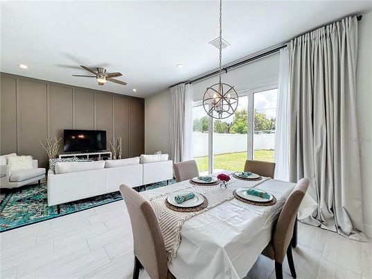Dining room, Interior, Living room, Pendant Lights, Recessed Lighting