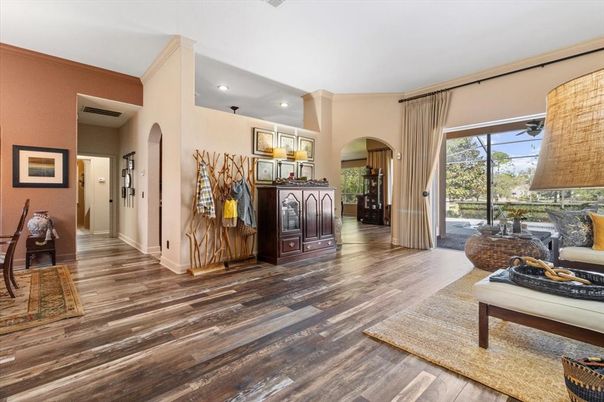 Interior, Pendant Lights, Recessed Lighting, Wood Texture Flooring