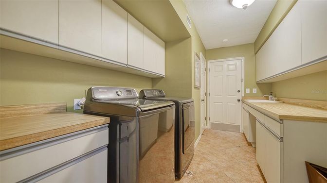 Interior, Washer