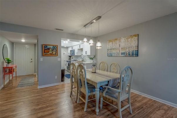 Dining room, Interior, Kitchen, Pendant Lights, Wood Texture Flooring