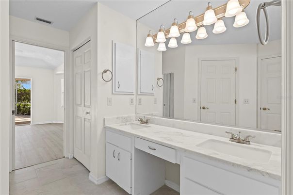 Bathroom, Dual Sink Vanities, Interior, Wood Texture Flooring